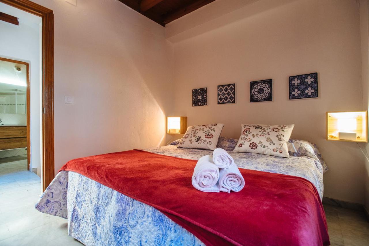Divi Apartaments Centro Sevilla Luaran gambar