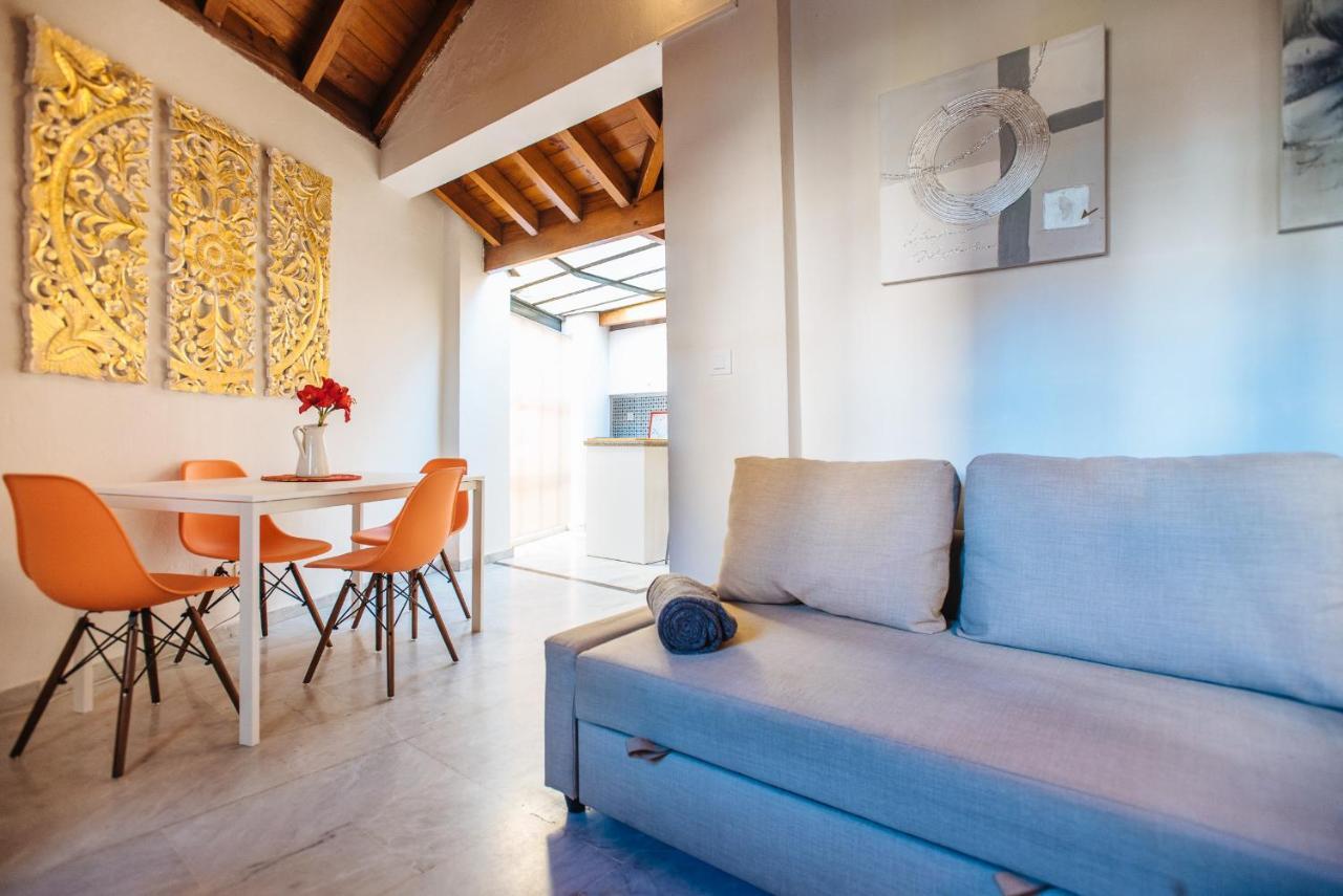 Divi Apartaments Centro Sevilla Luaran gambar